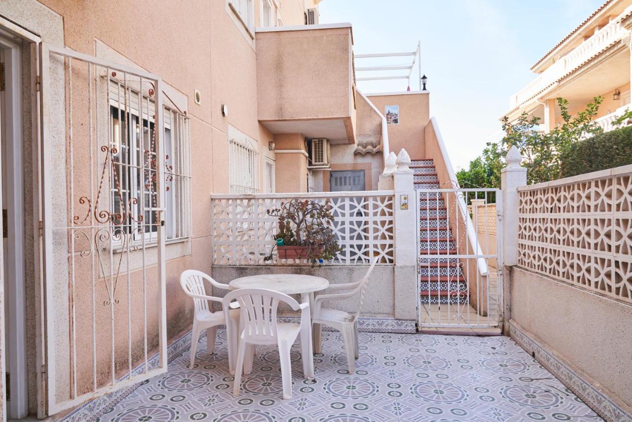 Apartment Altos De La Bahia X Torrevieja Kültér fotó