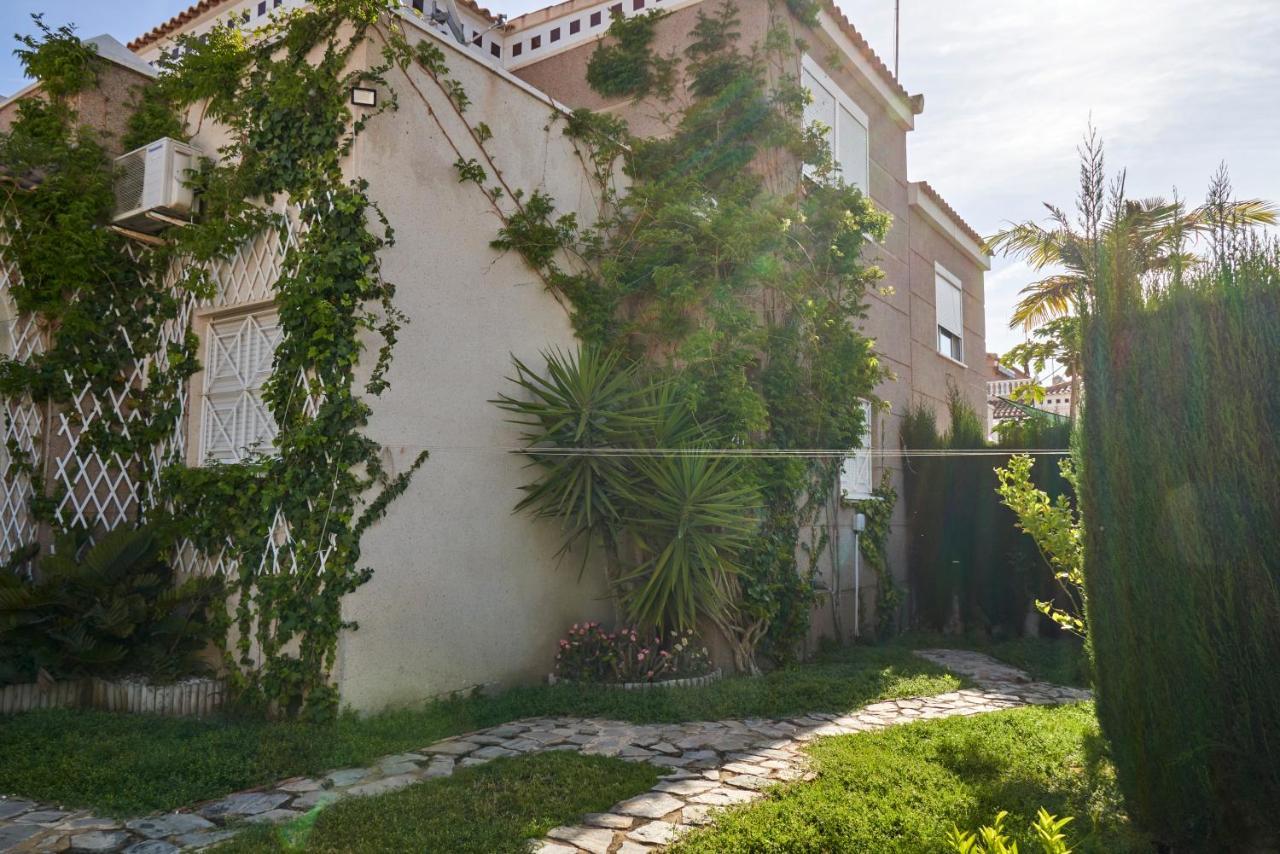 Apartment Altos De La Bahia X Torrevieja Kültér fotó