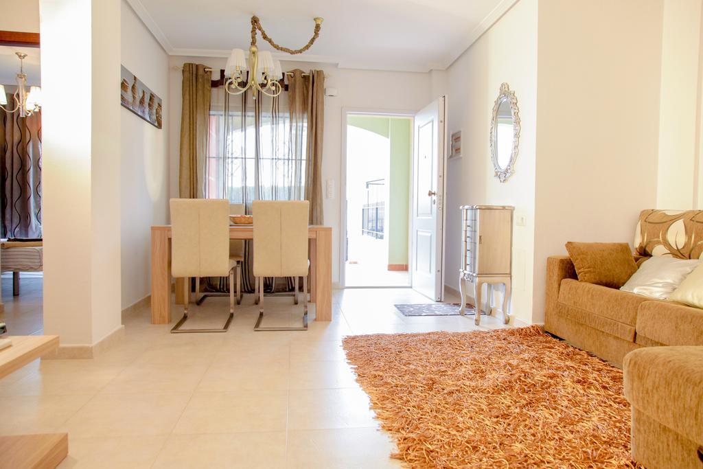 Apartment Altos De La Bahia X Torrevieja Szoba fotó